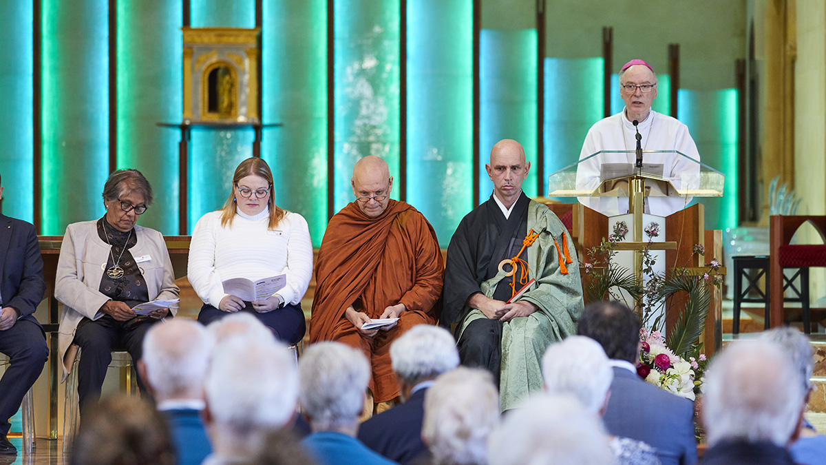 131022-InterfaithServiceClimateChange_108_RT_web